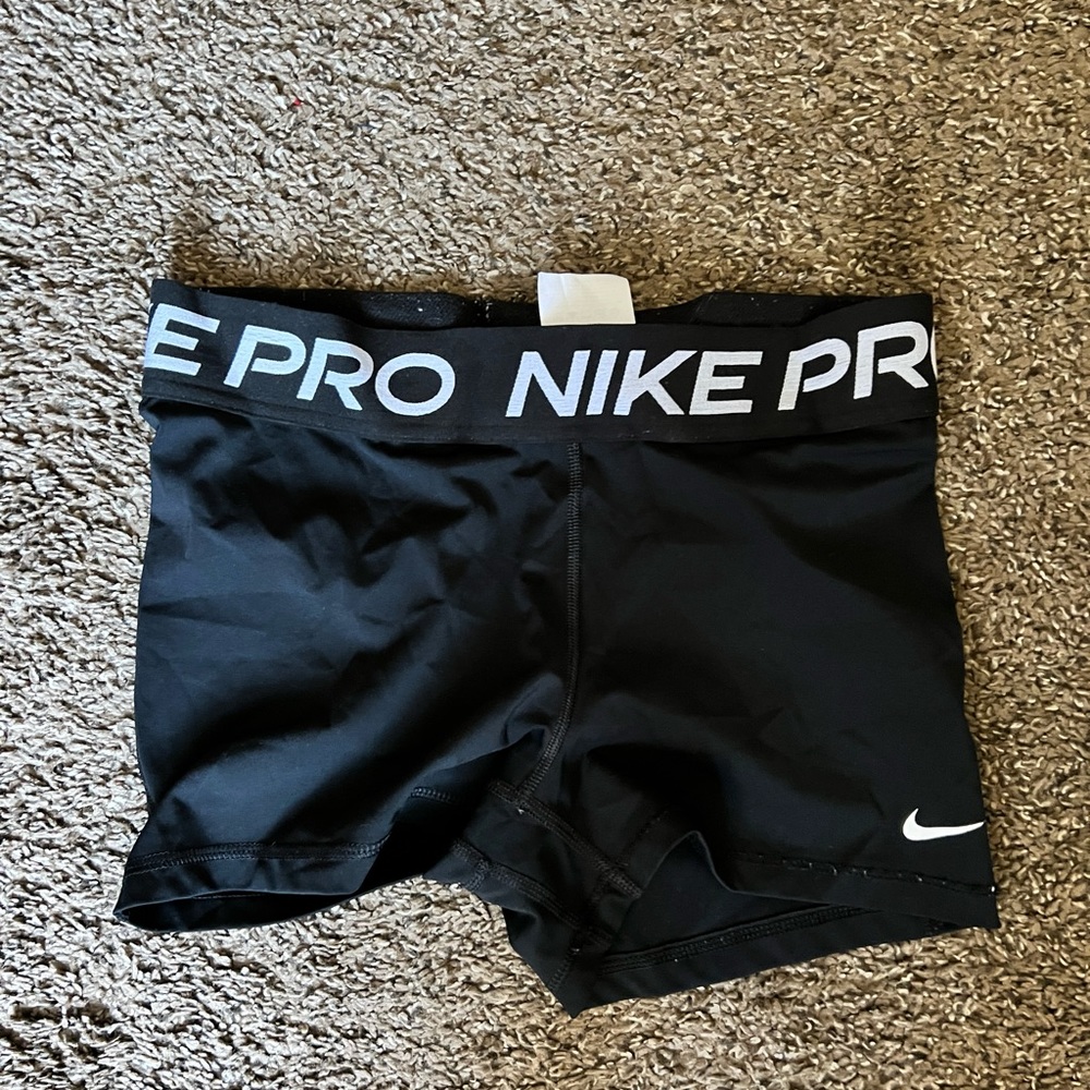 nike pro